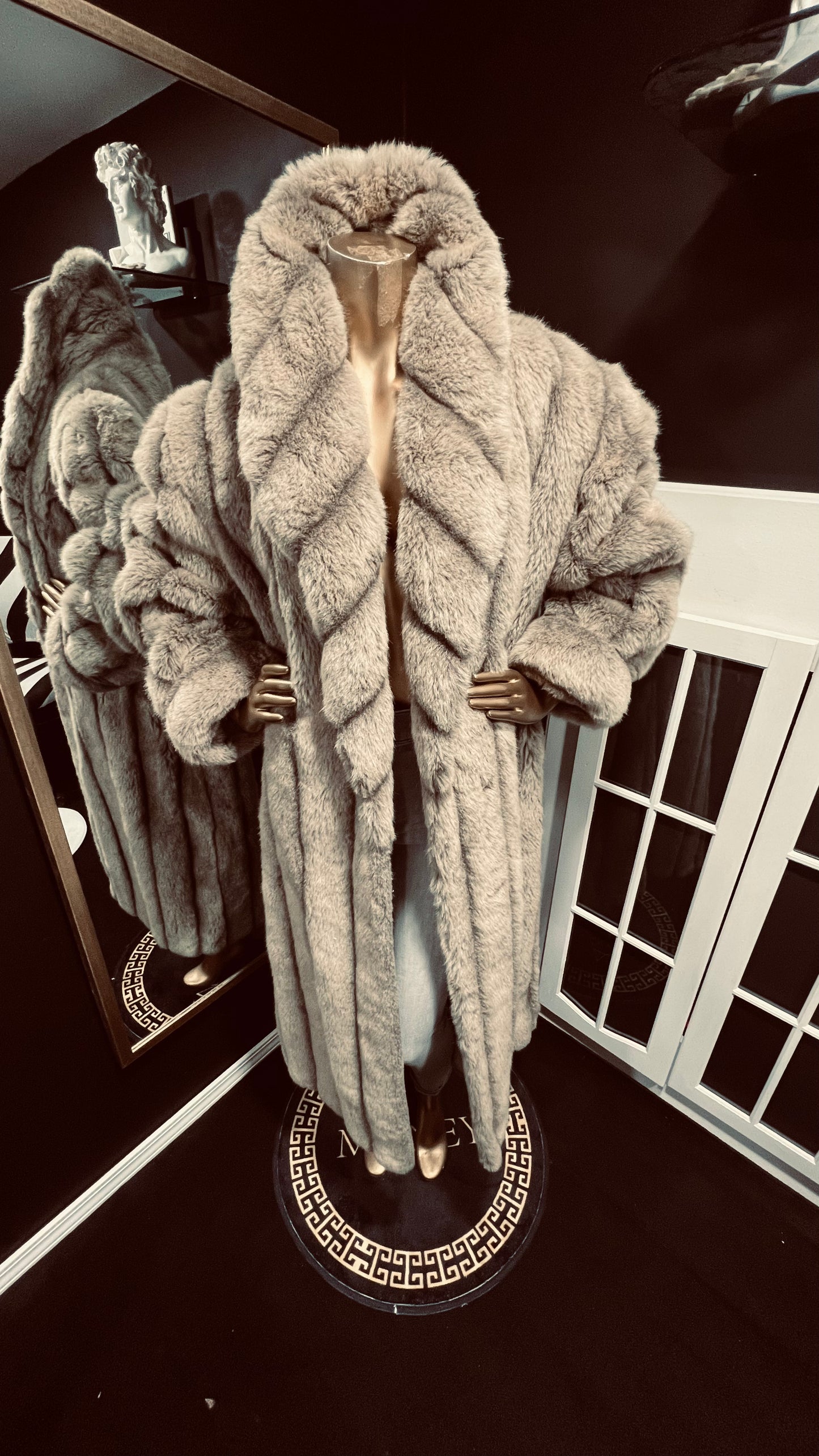 Vintage faux fur