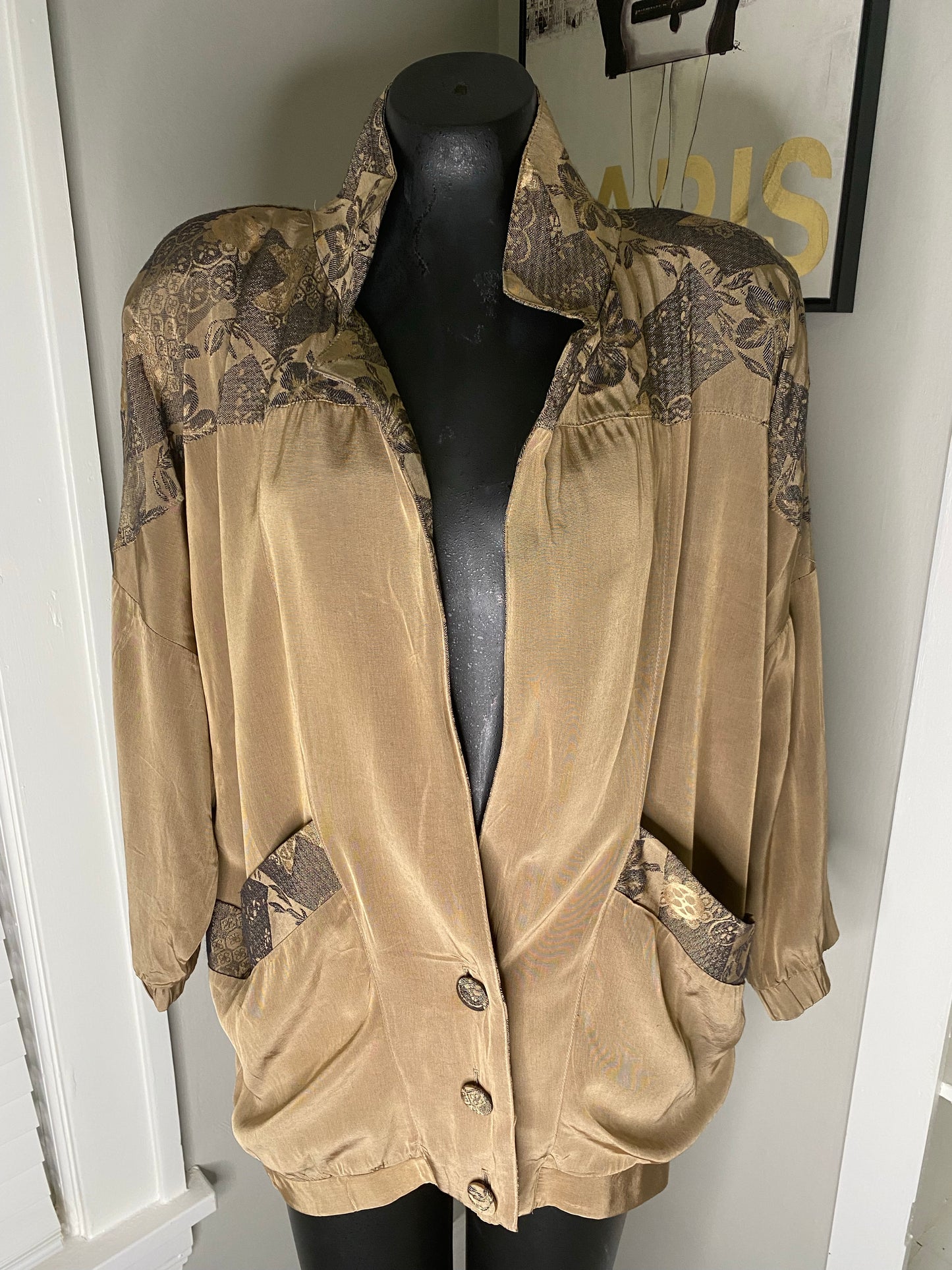 Vintage size 16, fits like A large