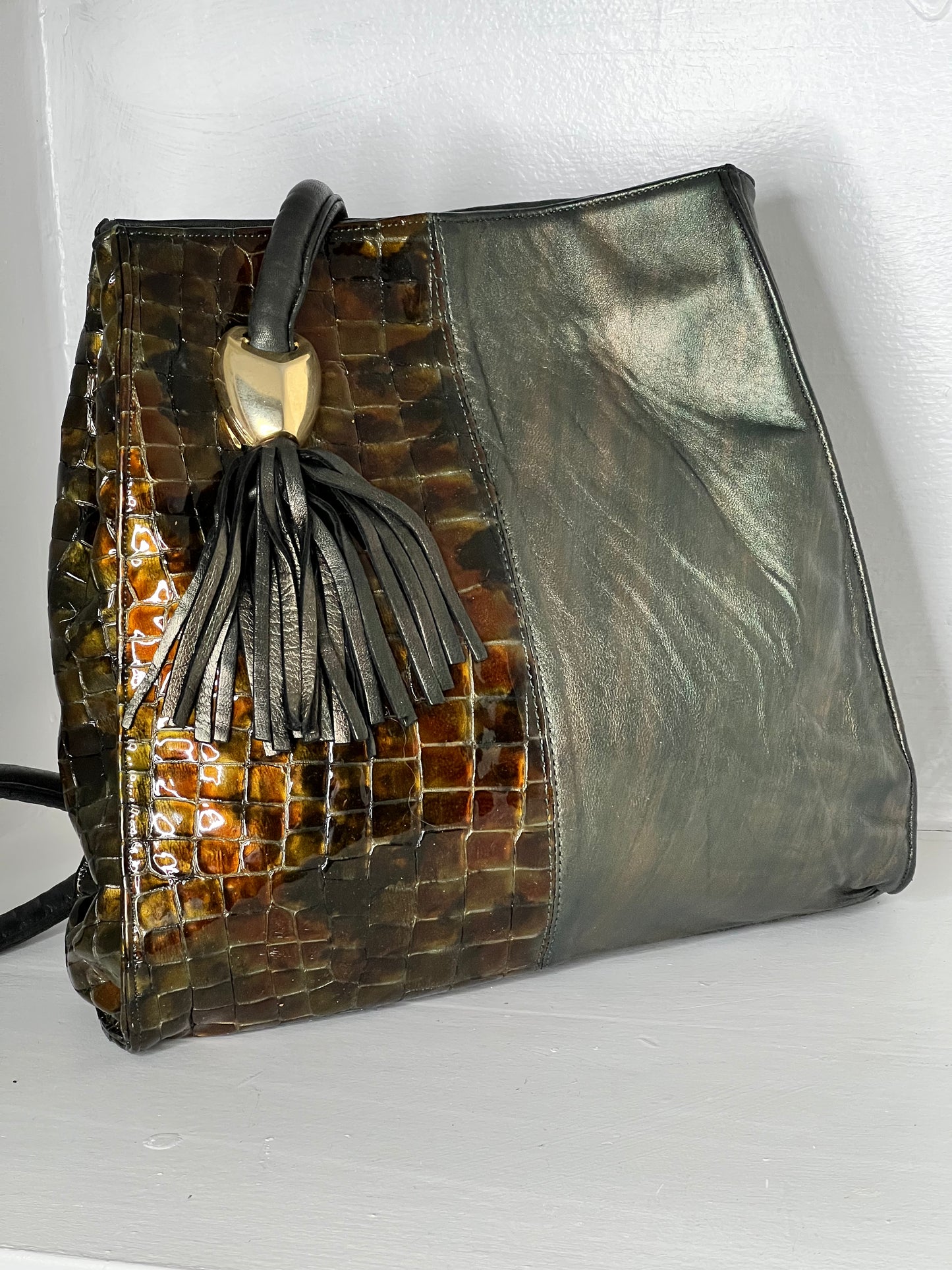 Vintage crossbody