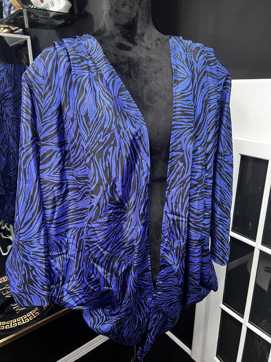 Fits up to size large